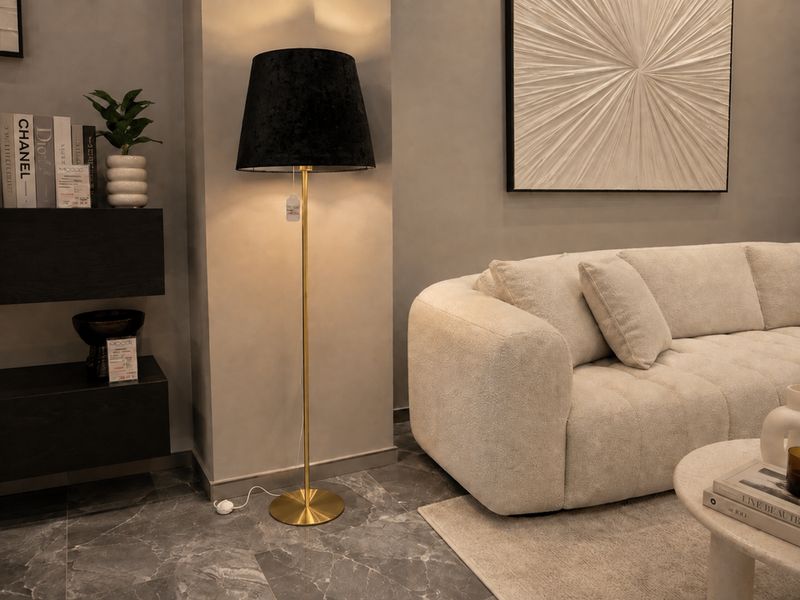 Lampadaire droit haut 153 cm or abajour noir 221658A