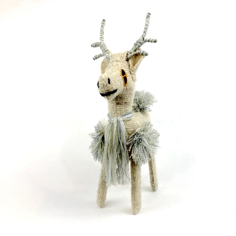 White Chiapas Rustic Reindeer