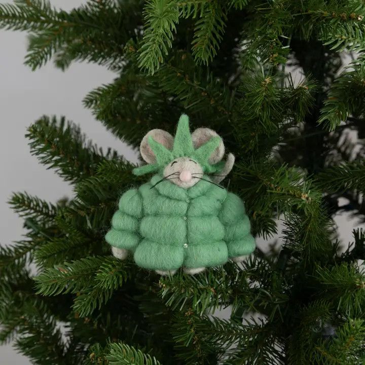 Puffy Coat Statue of Liberty Mouse Felt Ornament