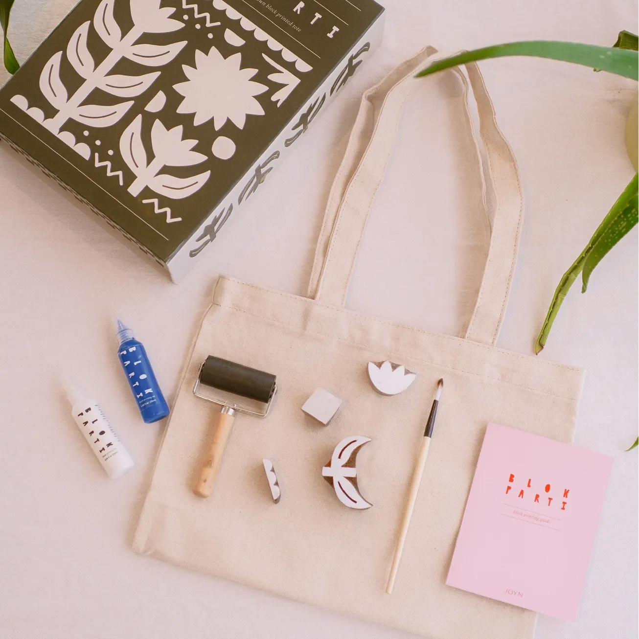 Blok Parti Tote Kit Tulip