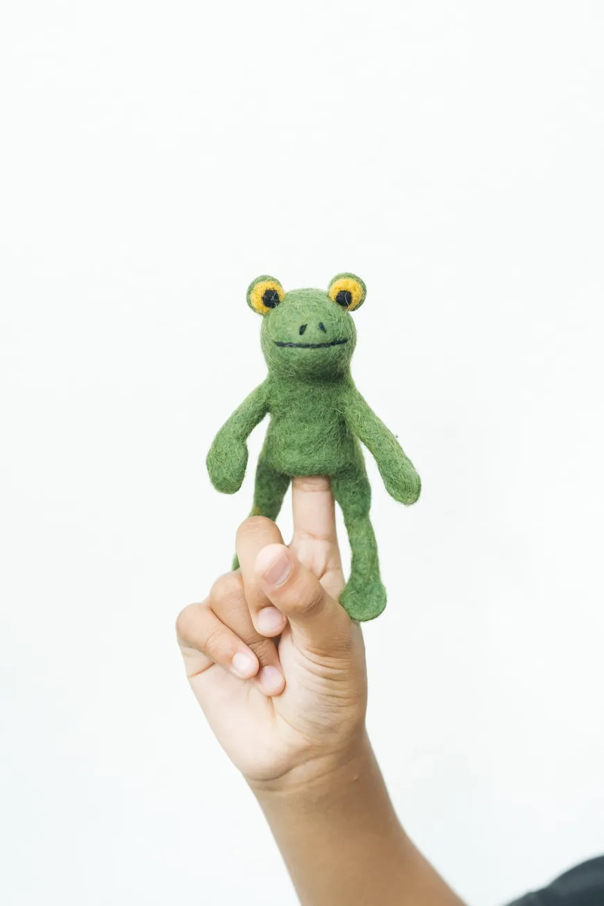 Frog Felted Finger Puppet