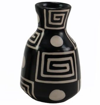 Chulucanas Vase Medium - Dotted Maze