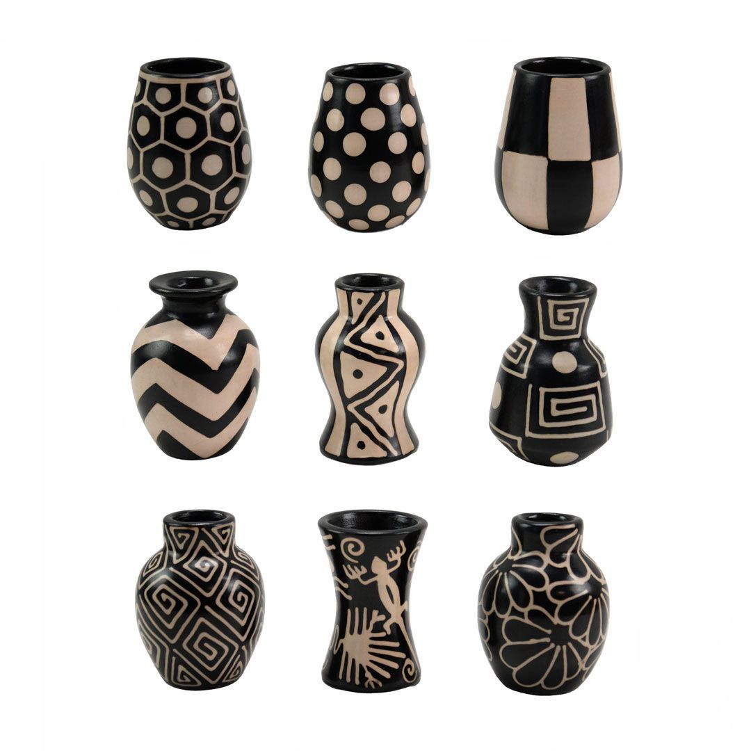 Chulucanas Vase - Small