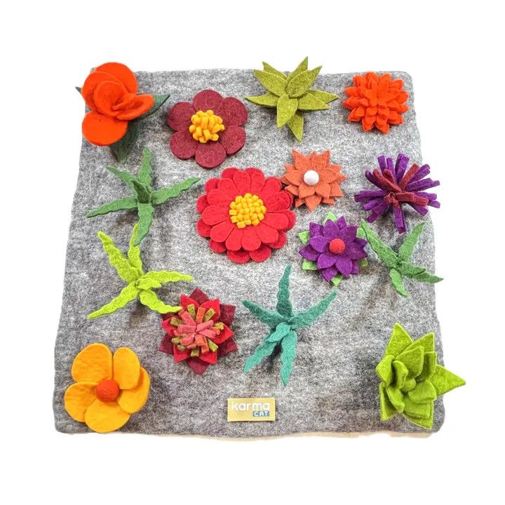 Field of Flowers Felt Pet Activity Mat