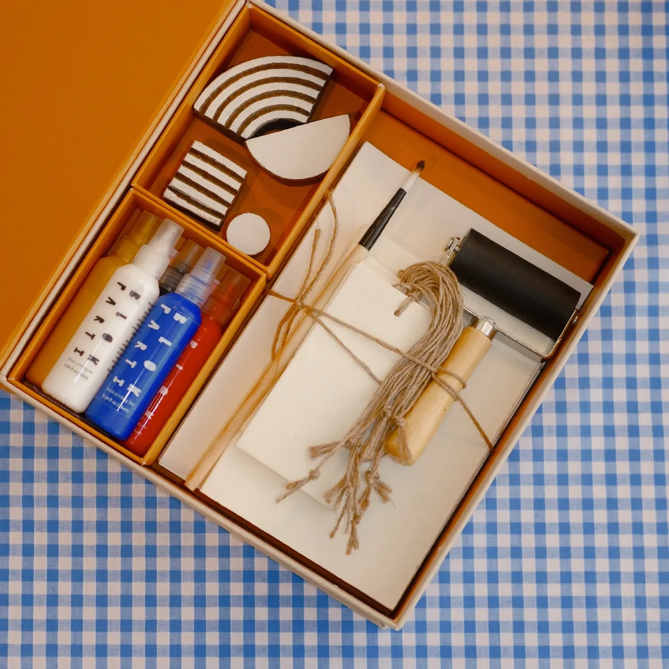 Blok Parti Stationary Kit Abstract