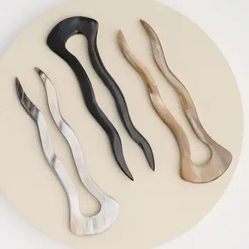 Fan 2-Prong Horn Hair Pin