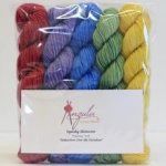 Squish Skeinette set, Color: Somewhere over the skeinbow