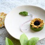 Paradise Exotic Crochet Tape Measure, Type: Happy Flower