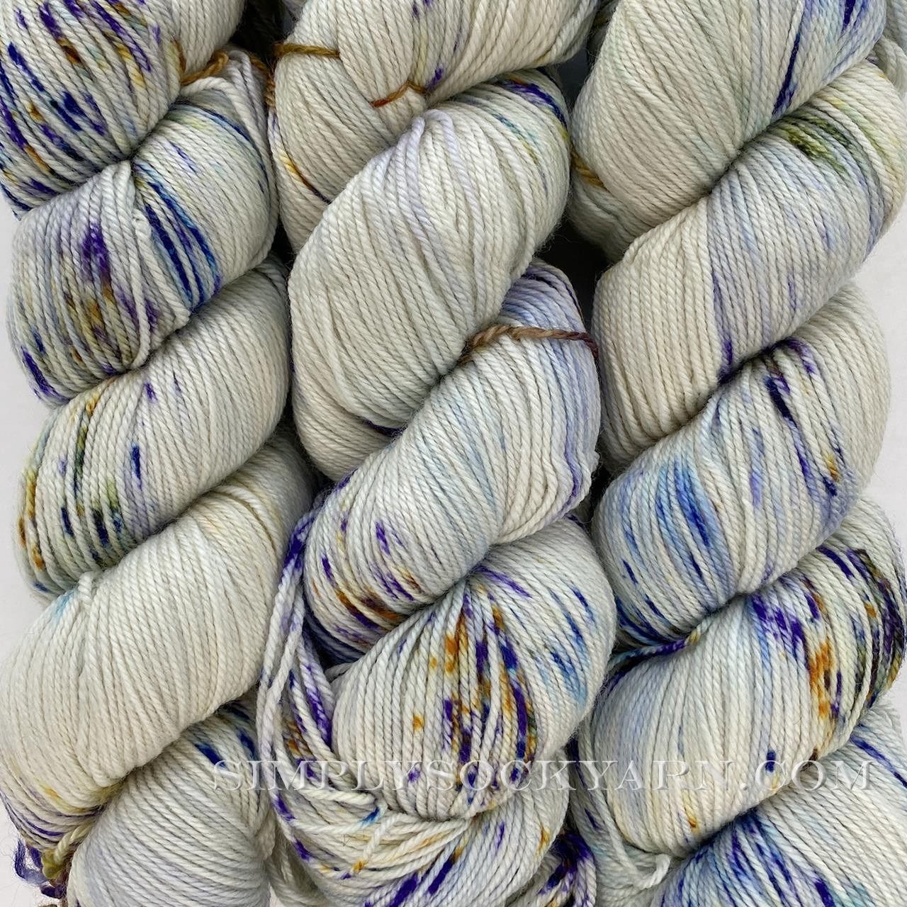 Riley, Color: Whisper