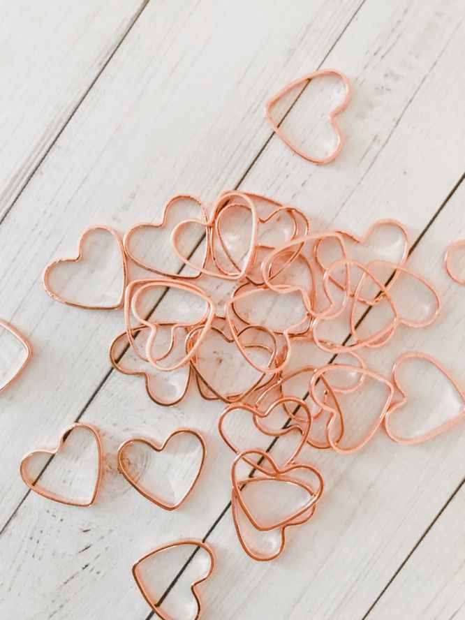 Medium Heart Stitch Markers, Color: Rose gold