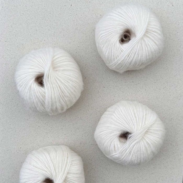 Suave, Color: Cream 50