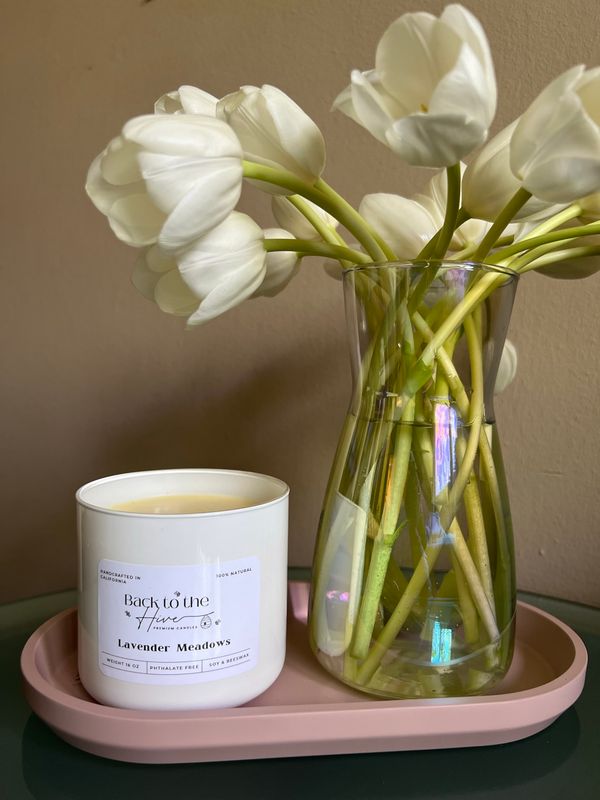 Ivory Glow - 16oz Glass Candle