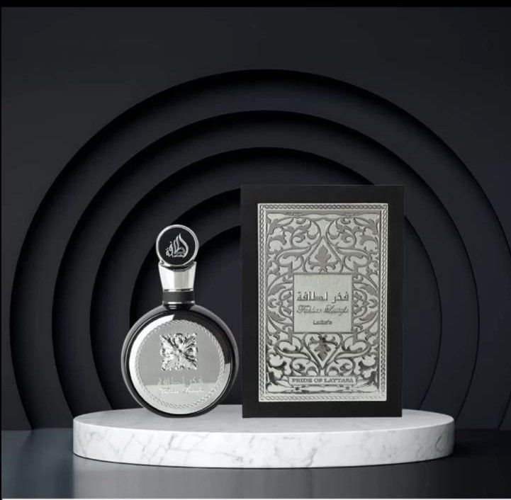 PROFUMO FAKHAR LATTAFA SILVER