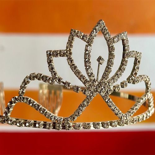 Couronne princesse  en fer et strass