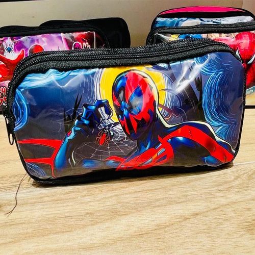 Trousse Scolaire à Double Fermeture – Pratique et Spacieuse sur le theme Spiderman