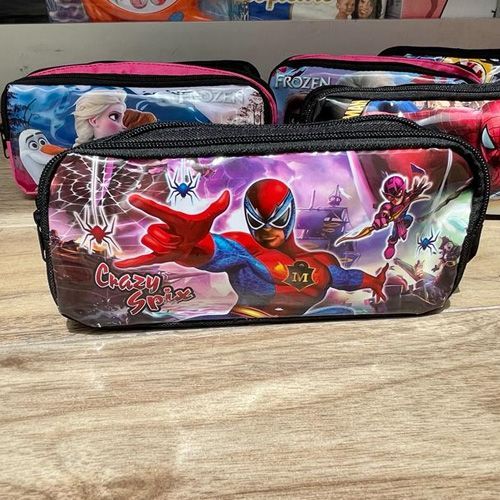 Trousse Scolaire à Double Fermeture – Pratique et Spacieuse sur le theme Spiderman