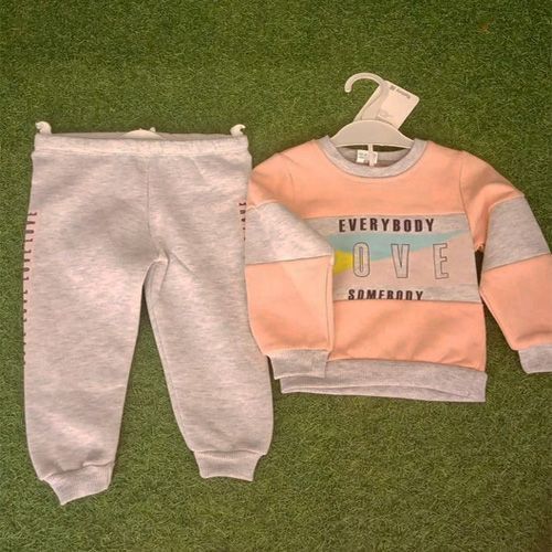 Ensemble Pull et Pantalon Gris Saumon Ensemble Pull et Pantalon Gris Saumon