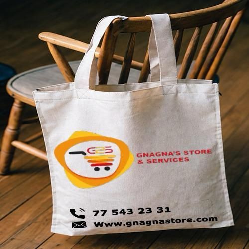 Tote bag en tissu élégant et raffiné Tote bag en tissu élégant et raffiné