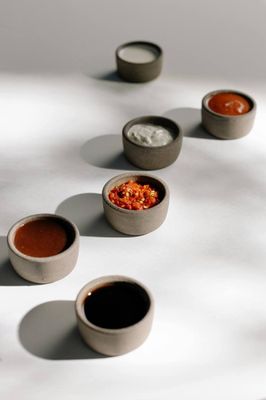 SALSAS Y UNTABLES