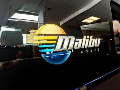 Domed Malibu Boats Window Decal