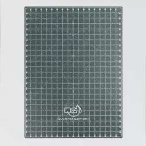 Quilter's Select - Dual Sided Cutting Mat - 18" x 24"
