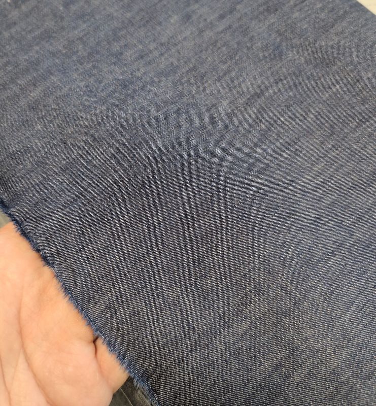 Shirt weight Salerno Chambray 60&quot; wide
