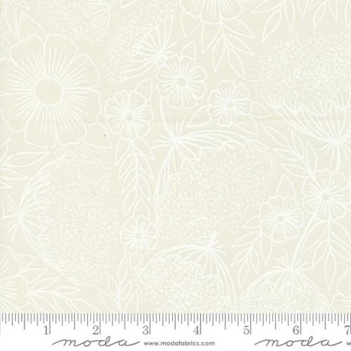 Field of Flowers Queen Annes Lace in Porcelain White by Katharine Watson for Moda