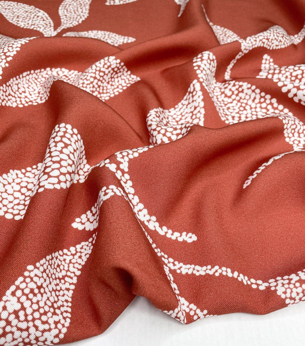 Gabriella Viscose Twill - Dotted Leaves Digital Print -, Colour: Spice