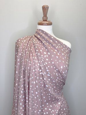 Olivia TENCEL™ Lyocell - White Speckles Digital Print