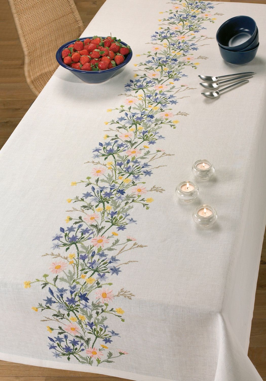 Permin Bronvalla Table Cloth Cross Stitch Kit