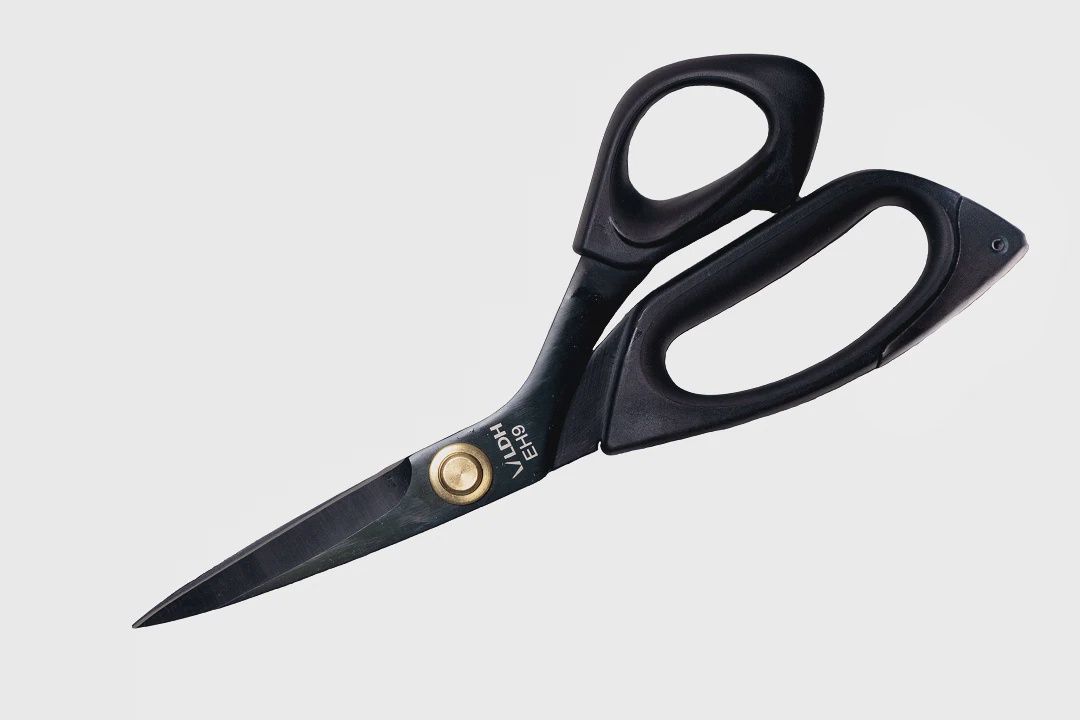 Midnight Edition Ergonomic Scissors 9&quot;