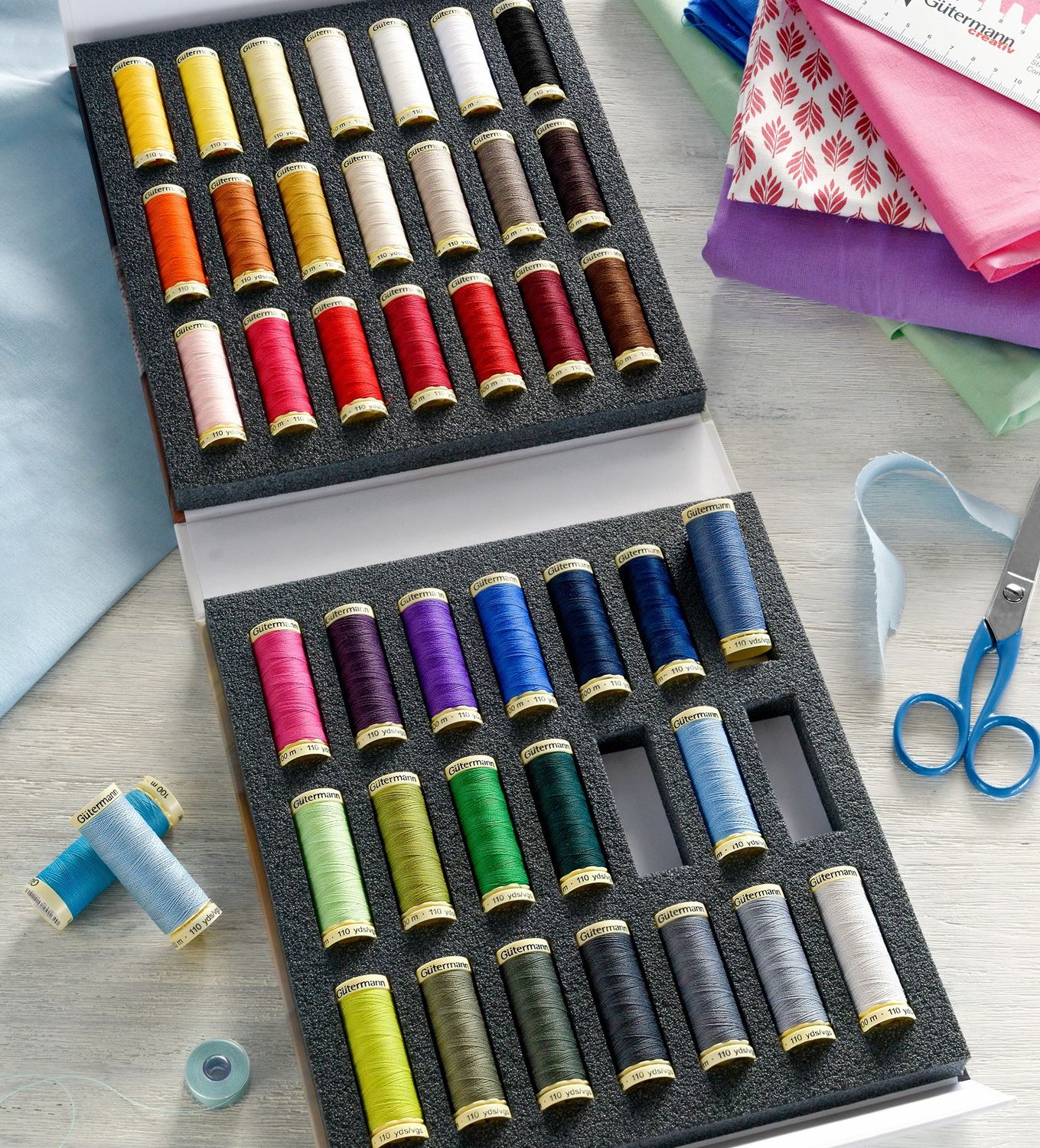 GÜTERMANN 2019 MCT Polyester 42pc 100m Thread Collection in Album