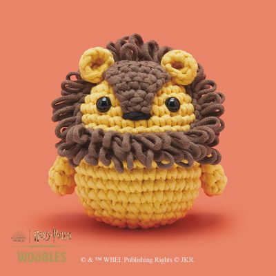 The Woobles Gryffindor™ Lion Crochet Kit