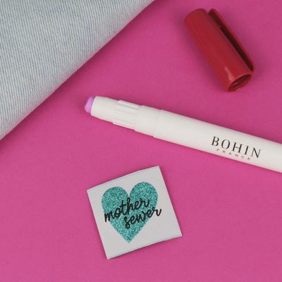Bohin Temporary Textile Glue Pen