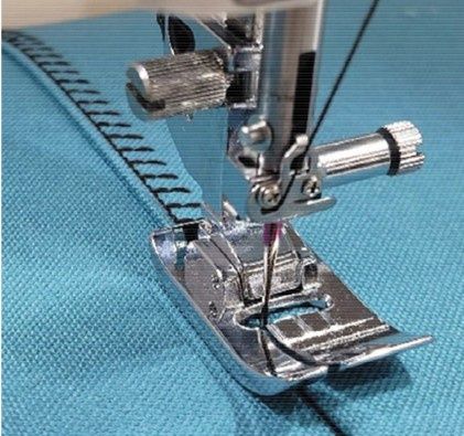 Janome Left Bi-Level Foot - 7mm