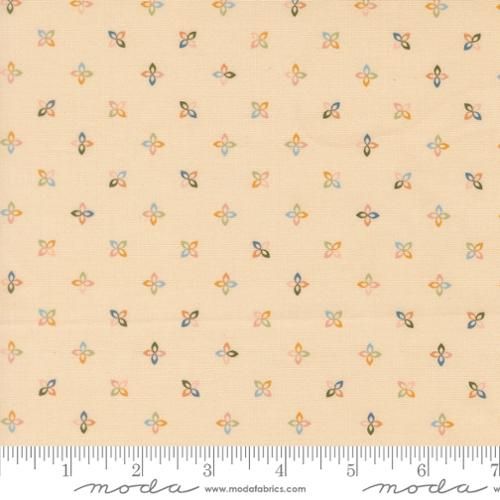Petalush | Petite Petalush in Ballerina 26160-12 | By Kiley's Quilt Room for Moda