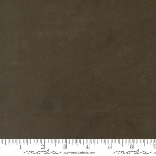 Flannel Gatherings Basics | Primitive Muslin in Forest 1040-101F | by Primitive Gatherings for Moda