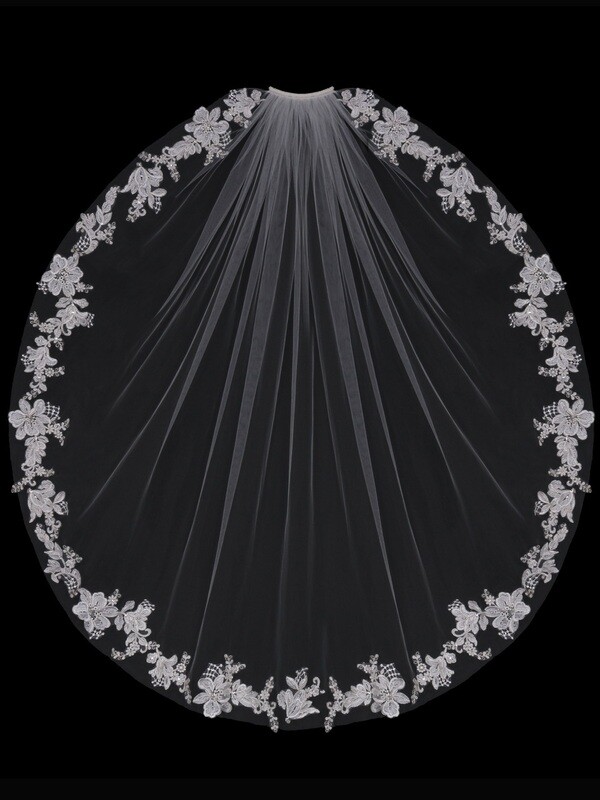 BRIDAL VEIL