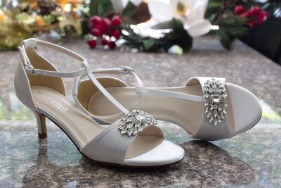 Wedding Shoes: Low Heels
