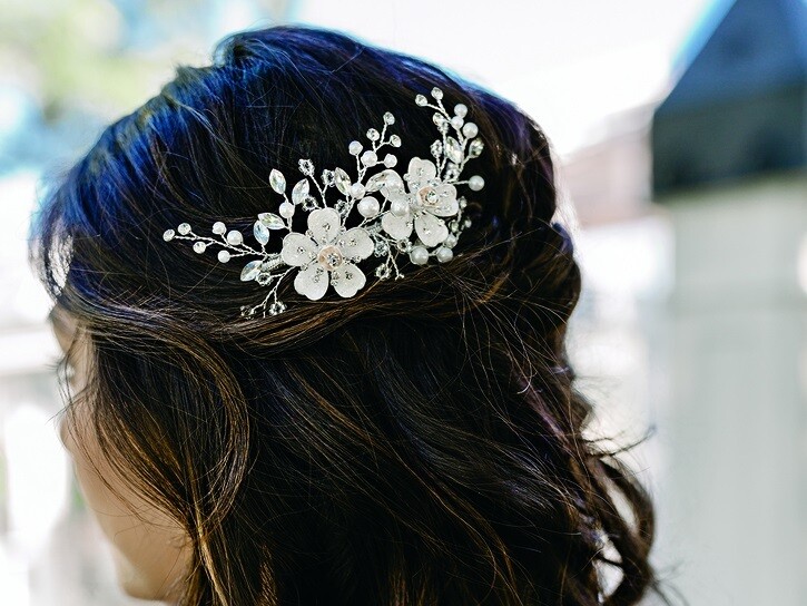 FLORAL HAIR COMB