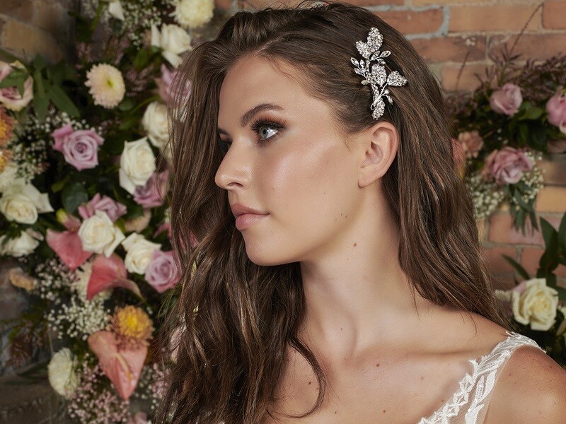 RHINESTONE HAIR COMB