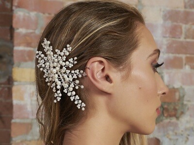 BEAUTIFUL PEARL HAIR COMB