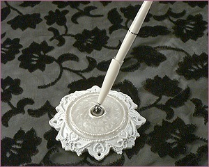 Victorian Lace Pen Set
