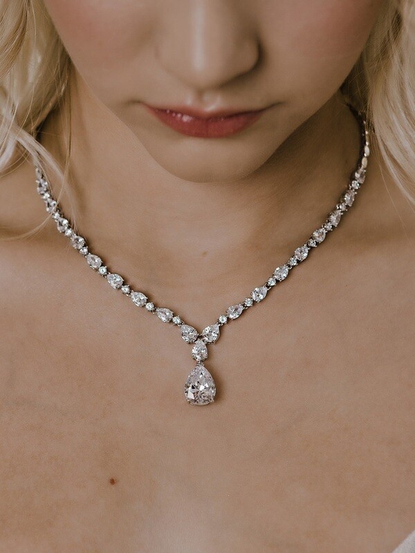 RHINESTONE NECKLACE SET