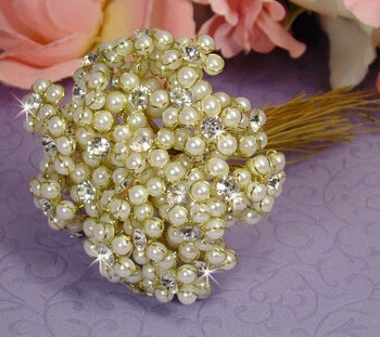 GOLD TRIM PEARLS