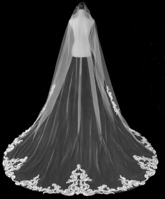 Luxurious Cathedral Veil