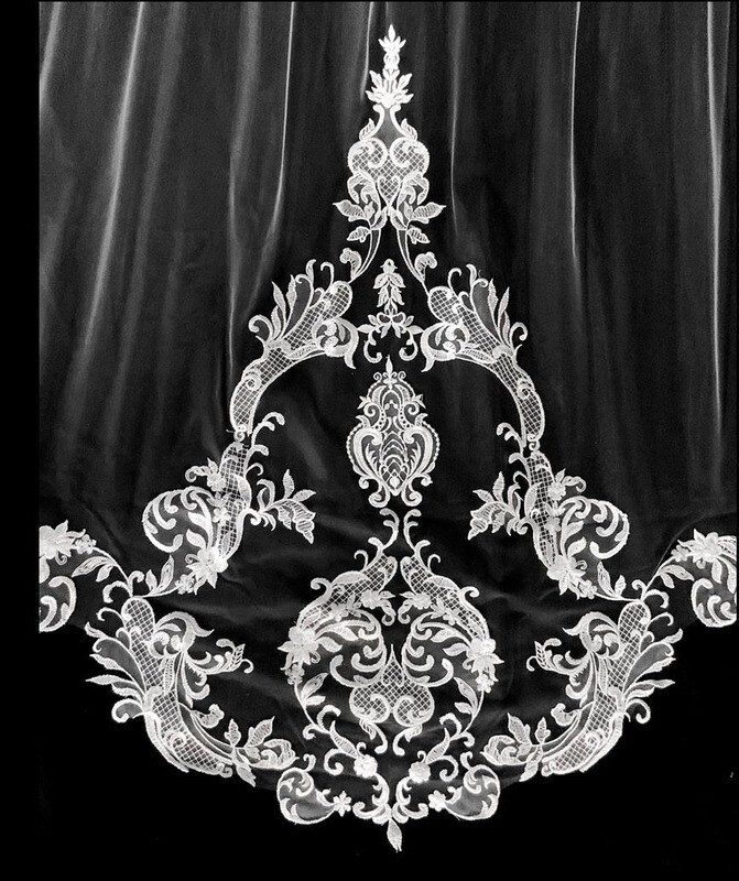 Elegant Cathedral Veil
