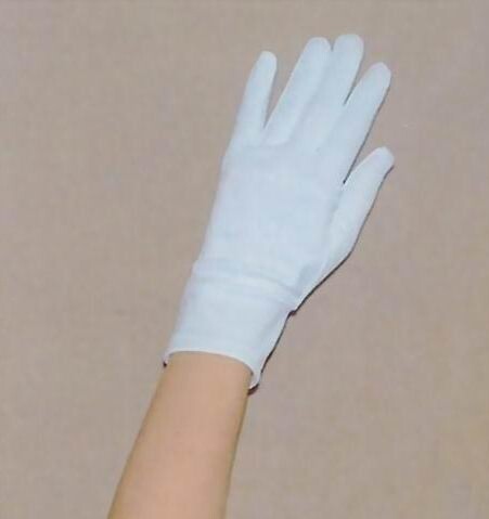 SHORT SATIN  MATTE GLOVES