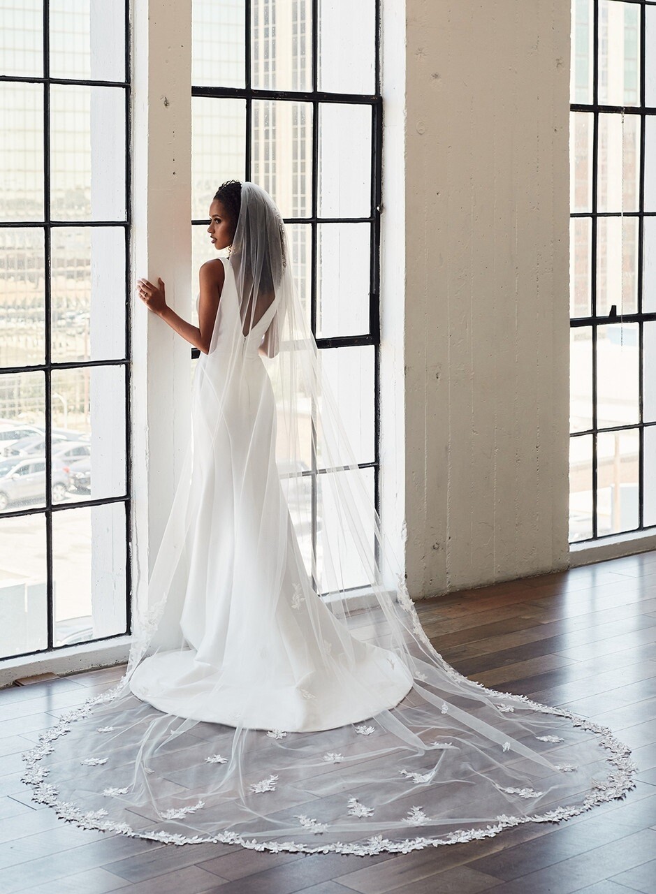 Royal Cathedral Bridal Veil