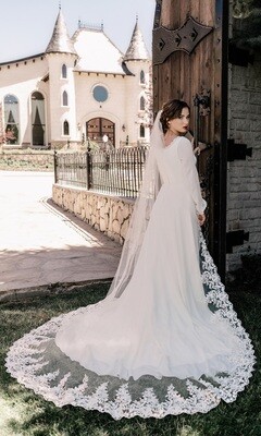 Royal Cathedral Bridal Veil